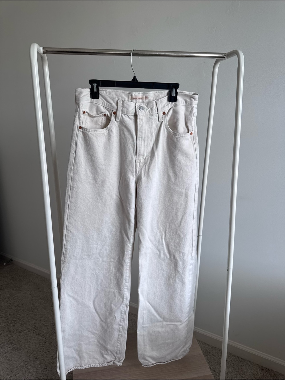 Levi's Ribcage White Wide-Leg Women's Jeans